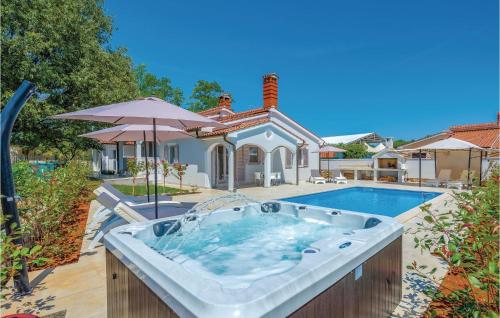Nice Home In Vabriga With Outdoor Swimming Pool