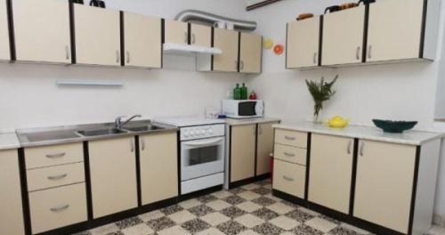 Apartment and Rooms Tomo 1