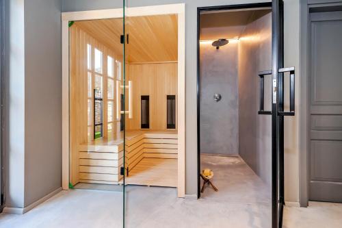 Villa Art Renata with Pool, Sauna & Hot tub