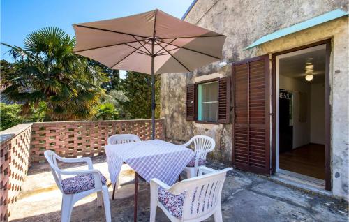 3 Bedroom Lovely Home In Nerezine