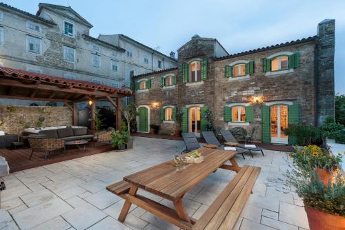 Casa Histria Casa Histria