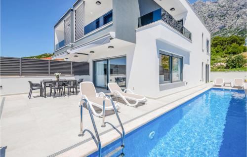 Stunning Home In Makarska Stunning Home In Makarska