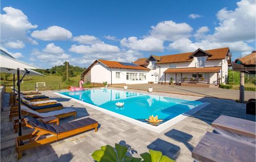 Amazing Home In Slunj With Wifi Amazing Home In Slunj With Wifi