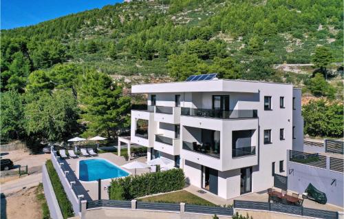 Stunning Apartment In Baska Voda Stunning Apartment In Baska Voda