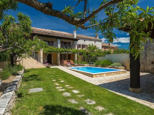 Villa Paulina -an authentic sense of Istrian life Villa Paulina -an authentic sense of Istrian life