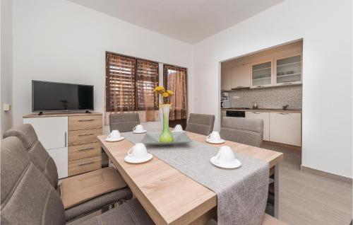 4 Bedroom Pet Friendly Home In Privlaka