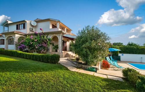 Amazing Home In Pula With House Sea View Amazing Home In Pula With House Sea View