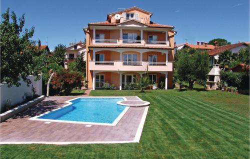2 Bedroom Amazing Apartment In Novigrad
