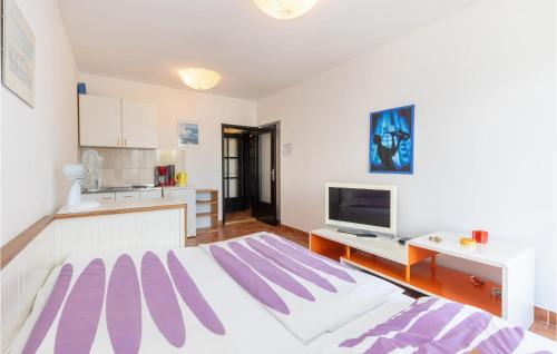 Amazing Apartment In Jadranovo With Wifi Amazing Apartment In Jadranovo With Wifi
