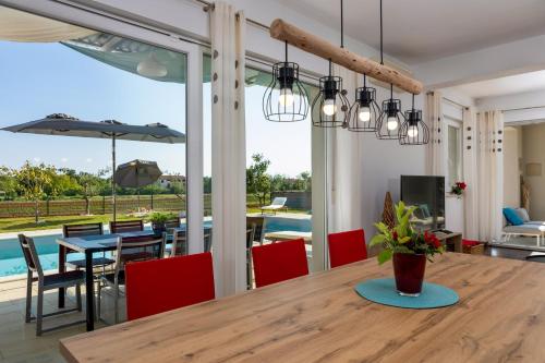 Holiday house with pool near Rovinj