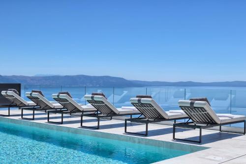 Villa Ultima with sea view, private pool, jacuzzi, gym and sauna Villa Ultima with sea view, private pool, jacuzzi, gym and sauna