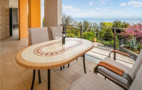 Beautiful Apartment In Moscenicka Draga