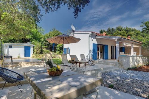 Ferienhaus nur 20 Meter vom Strand entfernt Ferienhaus nur 20 Meter vom Strand entfernt