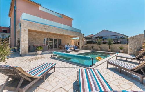 Amazing Home In Turanj With Sauna