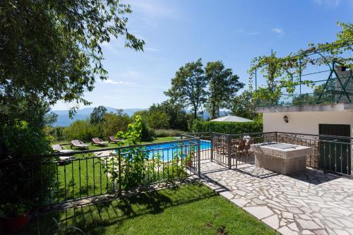 Villa Green Oasis