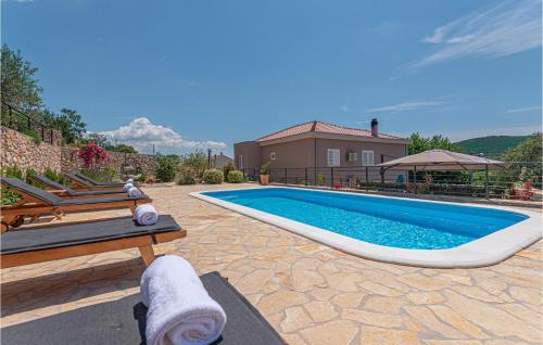 Beautiful Apartment In Sibenik With Wifi