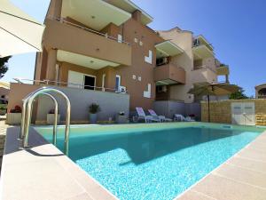 Apartment Mlasina-6 by Interhome