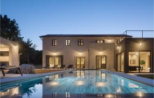 Villa Mons Caldera