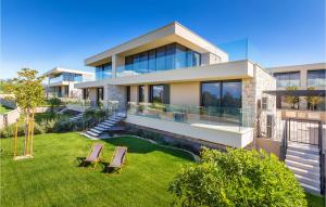 Lovely Home In Savudrija With Wifi