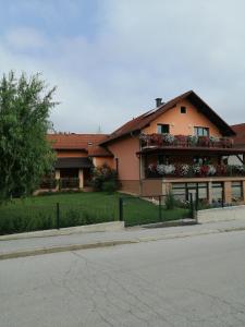Apartment Pavlešić 