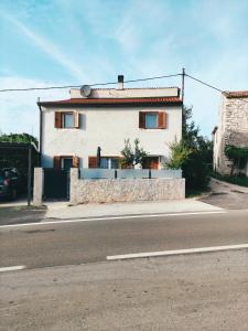 Apartments with a parking space Kmeti, Umag - 21906
