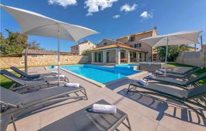 Villa M