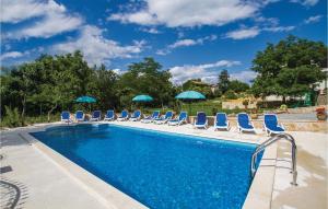 7 Bedroom Nice Home In Nedescina