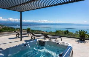 Lovely Home In Opric With Wifi