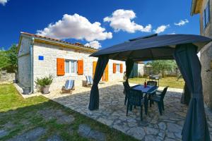 Ferienhaus für 5 Personen ca 66 qm in Kršanci, Istrien Binnenland von Istrien