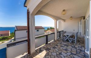 Stunning Apartment In Rtina