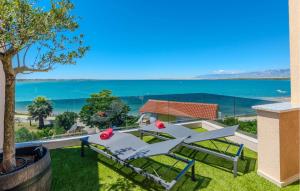 2 Bedroom Awesome Apartment In Nin