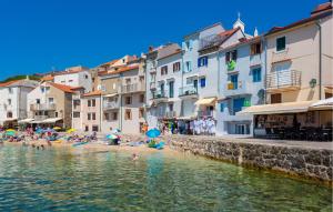 1 Bedroom Nice Apartment In Baska