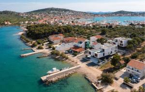 Awesome Apartment In Betina With Wifi