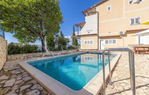 Nice Apartment In Stinica