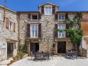 Holiday Home Erika-1 by Interhome