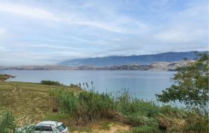 1 Bedroom Awesome Apartment In Pag