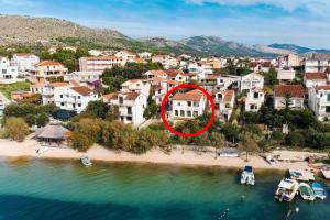 Apartments by the sea Grebastica, Sibenik - 461