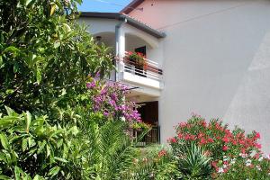Apartments with a parking space Rabac, Labin - 7622