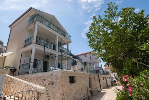 Apartments Ivica