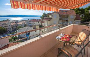 Stunning Apartment In Baska Voda