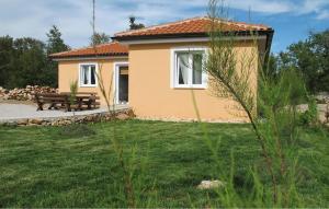 Beautiful Home In Sveti Anton With Wifi