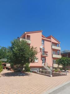 Apartments Marta