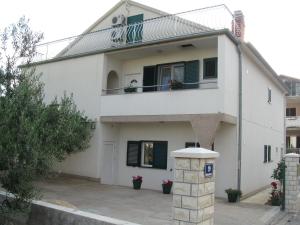 Apartments with parking space Brodarica, Sibenik - 11262
