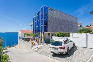 Family friendly apartments with a swimming pool Businci, Ciovo - 11232