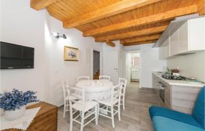 Awesome Home In Pag With Wifi
