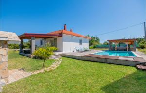 3 Bedroom Beautiful Home In Vinjani Gornji