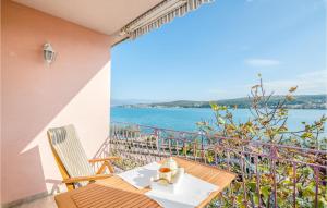 Cozy Apartment In Cizici