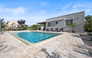 2 Bedroom Gorgeous Home In Jadrija