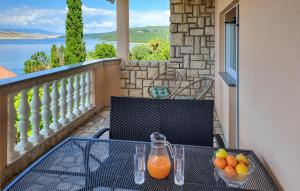 Gorgeous Apartment In Jadranovo