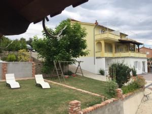 Family-friendly apartments with swimming pool Palit, Rab - 16330